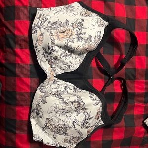 Nwot - TORRID SPORTS BRA